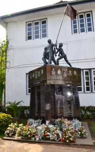 Ananda College War Memorial Statue